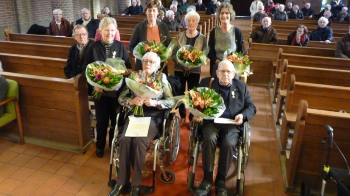 Huldiging leden Willibrordkoor Drempt