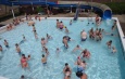 Kunnen we samen het Hessenbad open houden? mensen in zwembad met glijbaan, Hessenbad Hoog-Keppel
