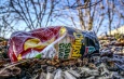 Zwerfvuildag Drempt 23 maart, jij doet toch ook mee? lege chips zak in de natuur